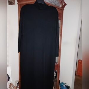 Alexandra Bartlett Black Maxi Turtleneck Dress 2X